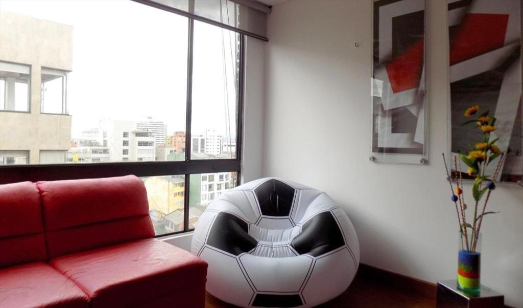 Room And Private Bathroom At Chapinero Alto Bogota Exterior photo