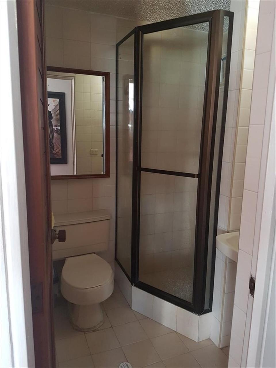 Room And Private Bathroom At Chapinero Alto Bogota Exterior photo